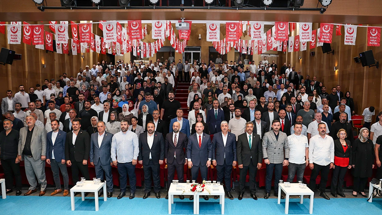 Dilovası’nda Büyük Birlik Rüzgârı: 4. Olağan Kongre Coşkusu